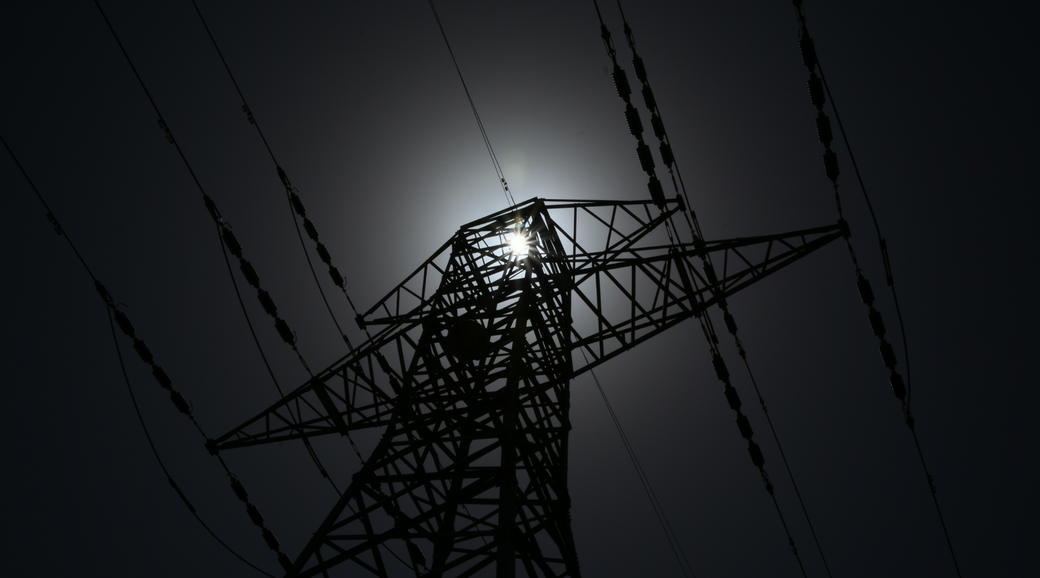 When Disaster Strikes: How to Keep Your Business Connected During Natural Emergencies