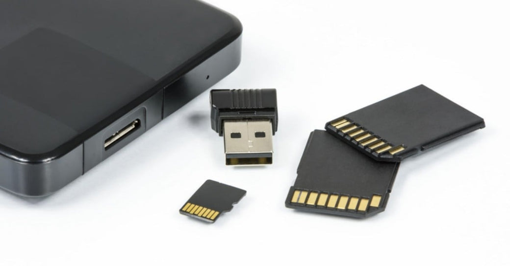 Benefits and Disadvantages to SIM Cards