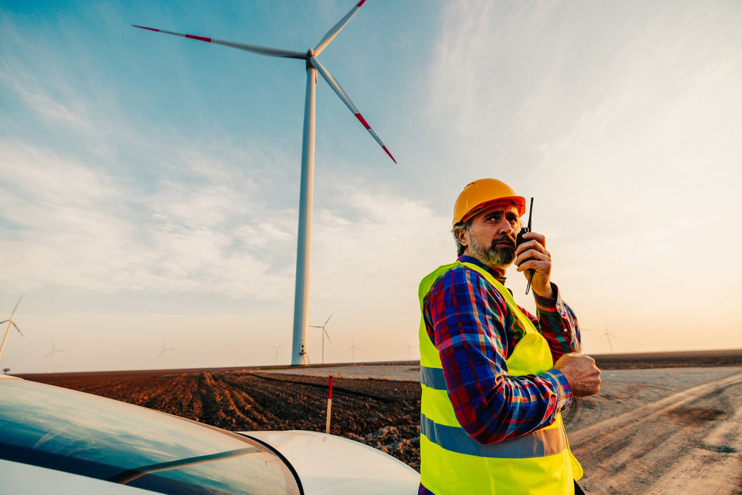 Off Grid Communications Guide for Remote Work